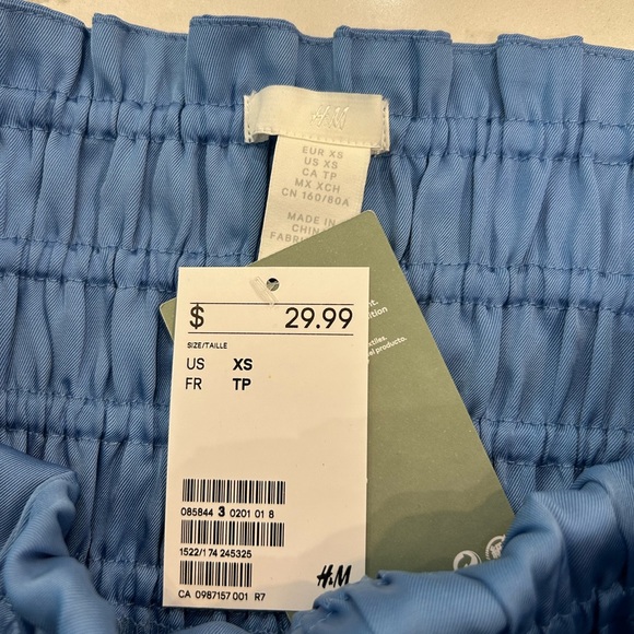 BNWT size XS H&M tube top with straps. - Picture 3 of 4